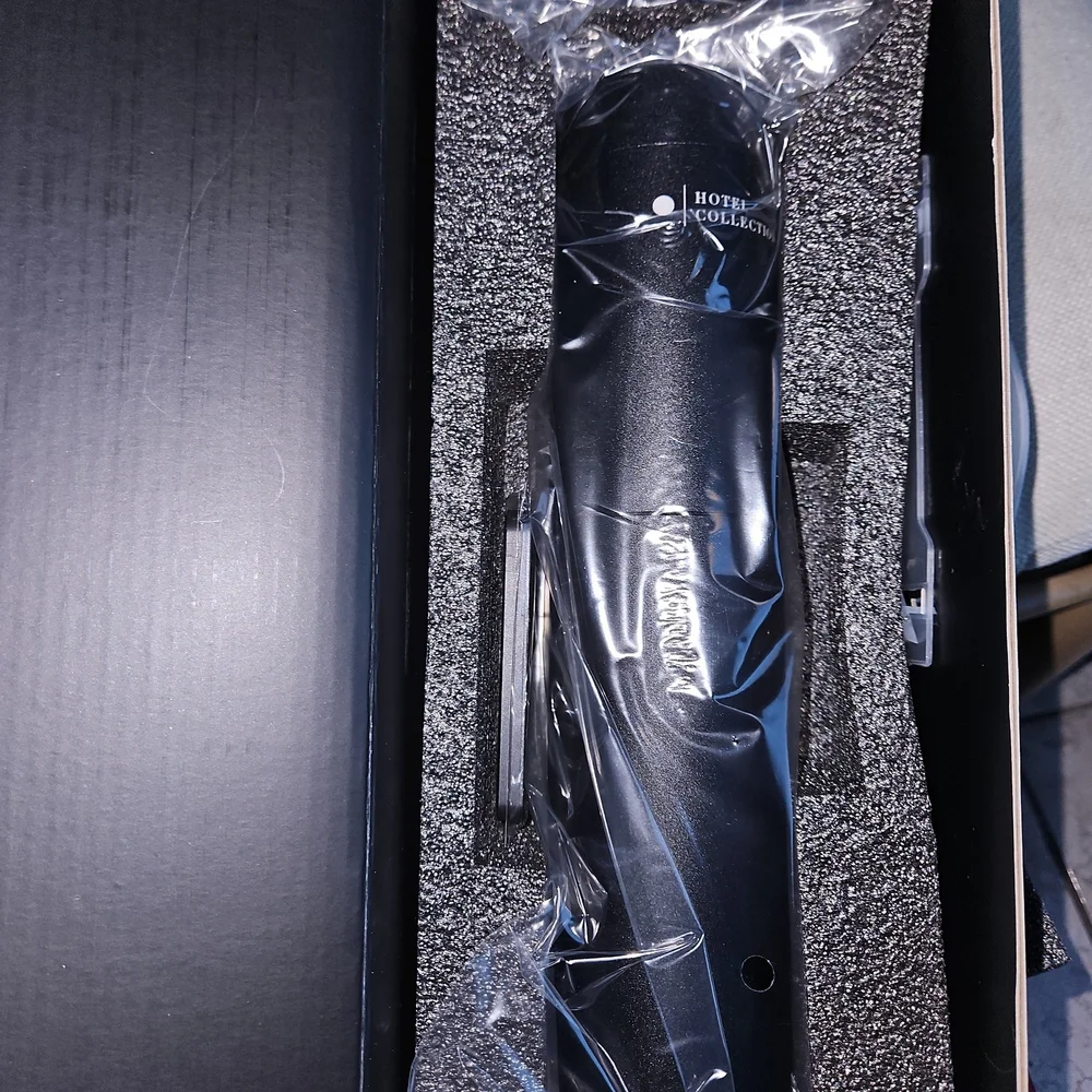 Studio Pro Starter Kit with 3 Pro Pods - Picture 7 of 8